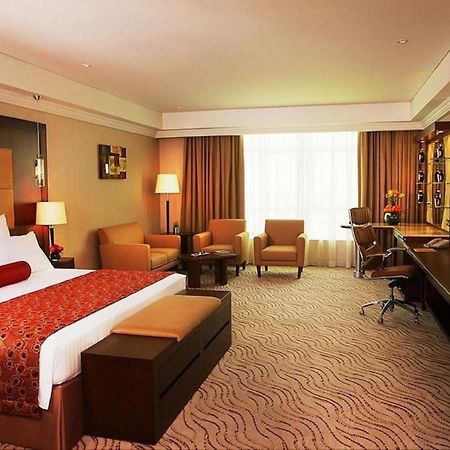 Hotel Classic Paradise New Delhi Bagian luar foto